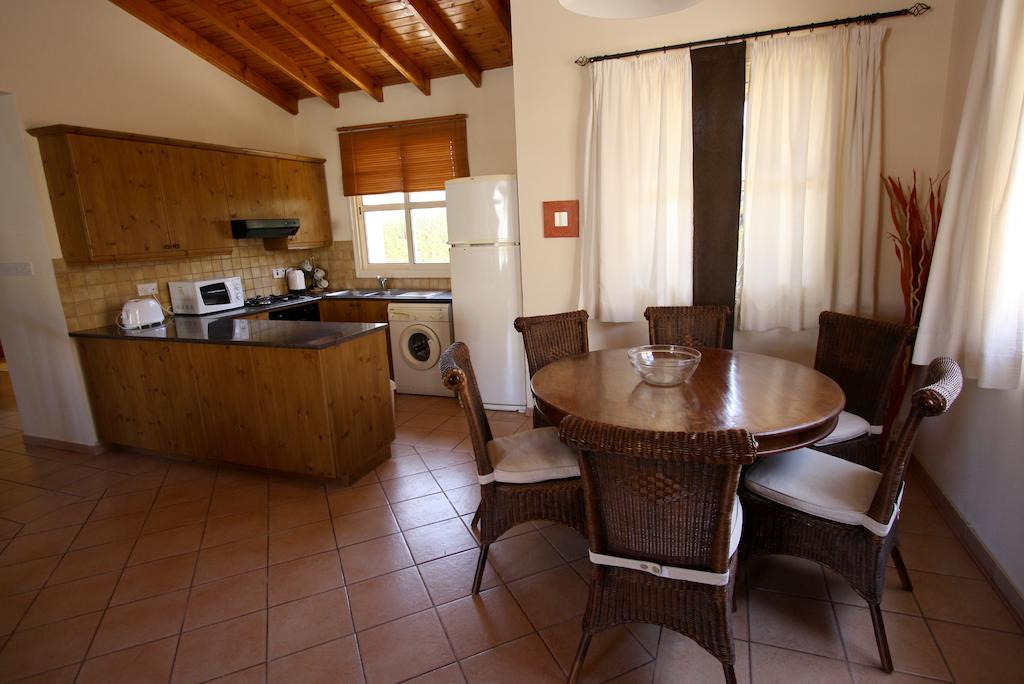 Amoroza Villa Пісурі Номер фото